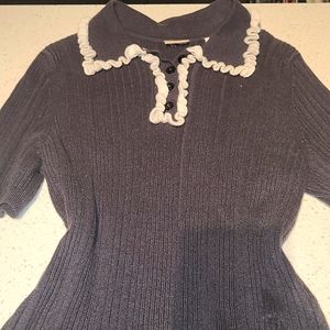 Levis  short sleeve sweater